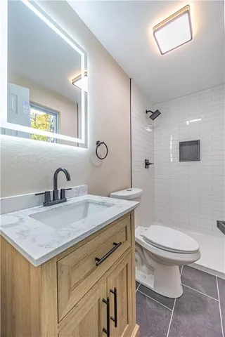 $2,100 | 476 Fielding Drive, Pittsburgh, PA 15235