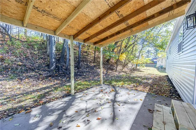 $2,100 | 476 Fielding Drive, Pittsburgh, PA 15235