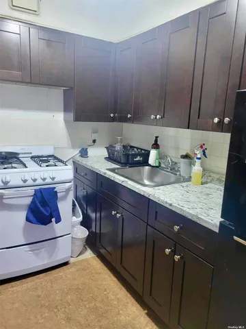 $995,000 | 95-24 42nd Avenue | Elmhurst