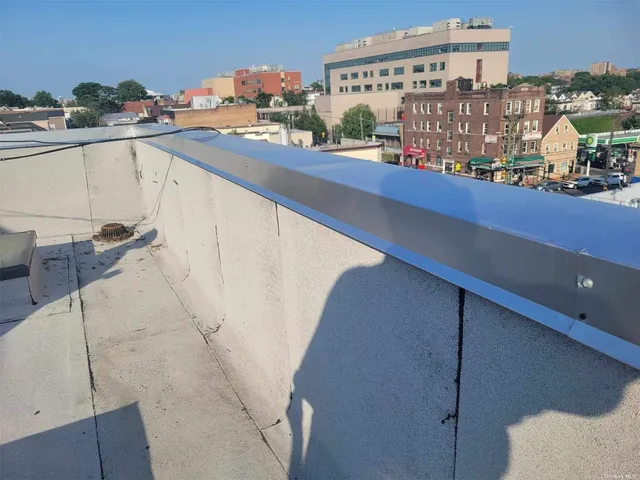 $995,000 | 95-24 42nd Avenue | Elmhurst