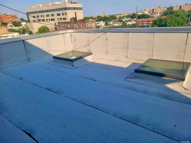 $995,000 | 95-24 42nd Avenue | Elmhurst