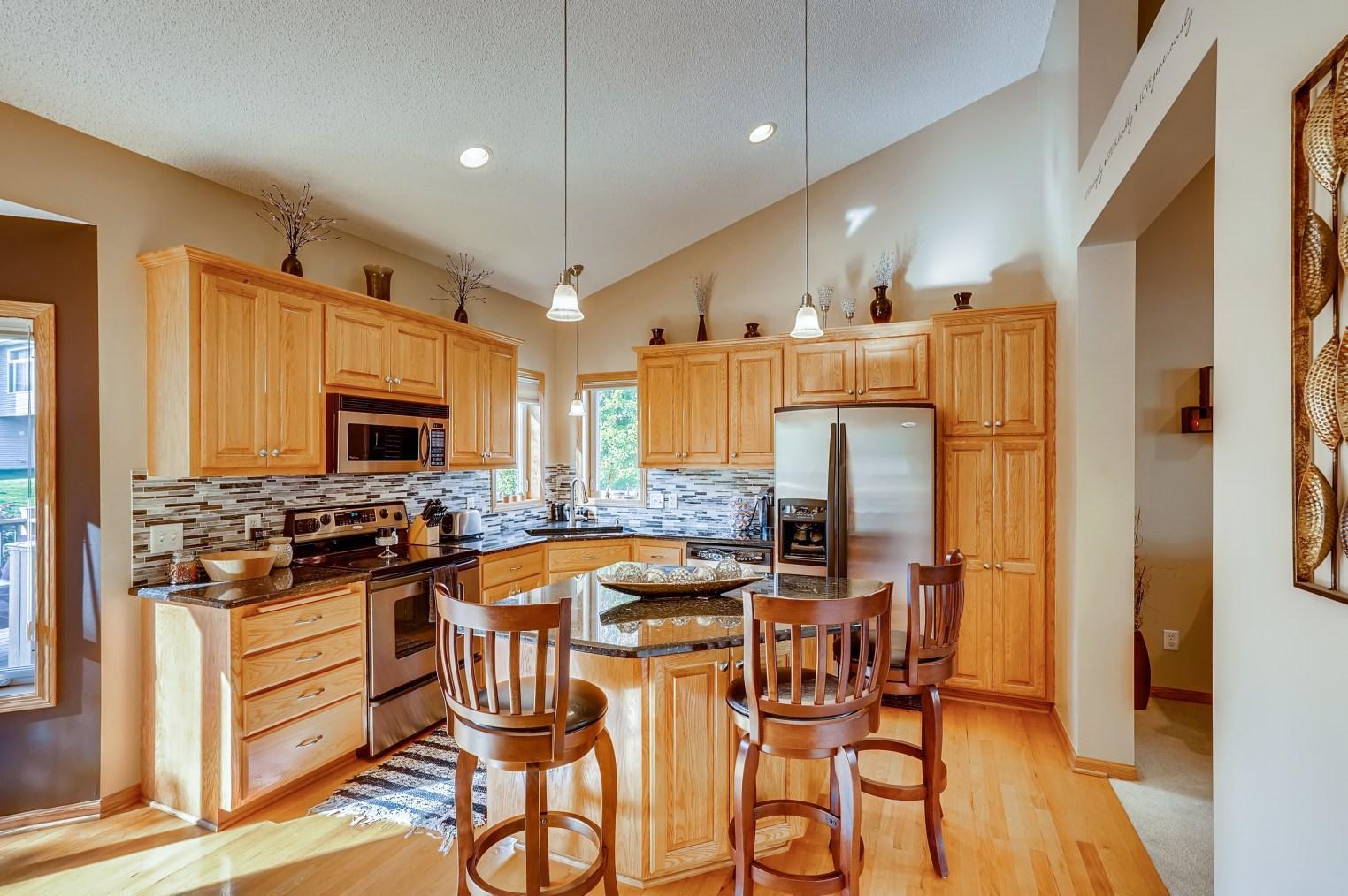 1024 Falcon Way Jordan, MN 55352 - Photo 4 of 27 Gallery Image 4