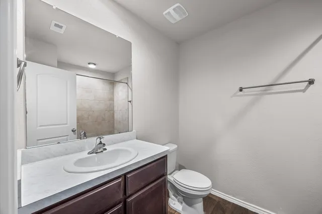 $295,000 | 23522 Wedgewood Cliff Way, Spring, TX 77373