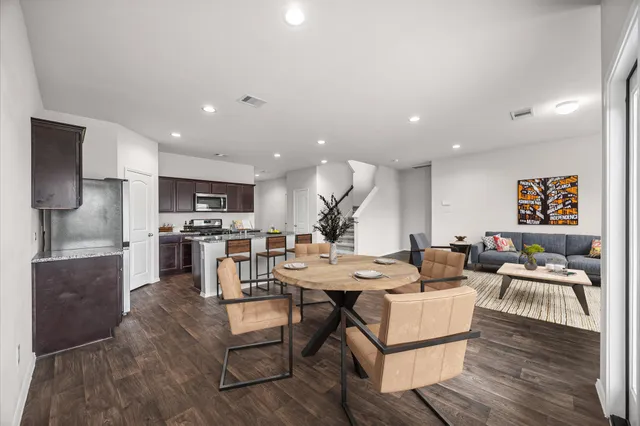 $295,000 | 23522 Wedgewood Cliff Way, Spring, TX 77373