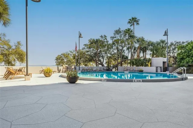 $4,795 | 4141 Bayshore Boulevard, Unit 1204, Tampa, FL 33611