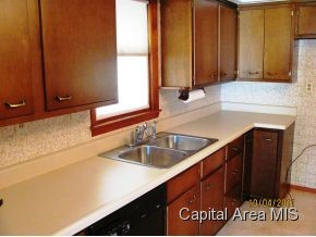 30 Rosaria Road Springfield, IL 62702 - Photo 5 of 6
