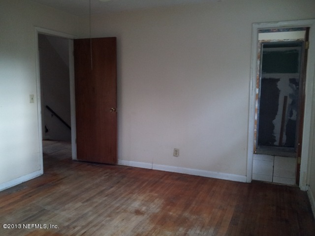 7810 Altama Road Jacksonville, FL 32216 - Photo 5 of 7 BEDROOM 1
