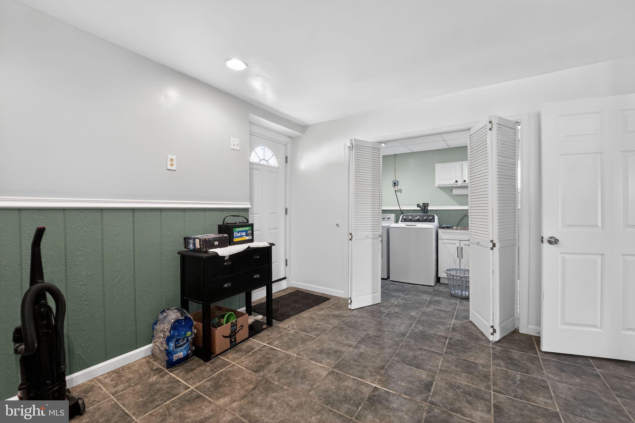 1400 Burke Road Baltimore, MD 21220 - Photo 36 of 48