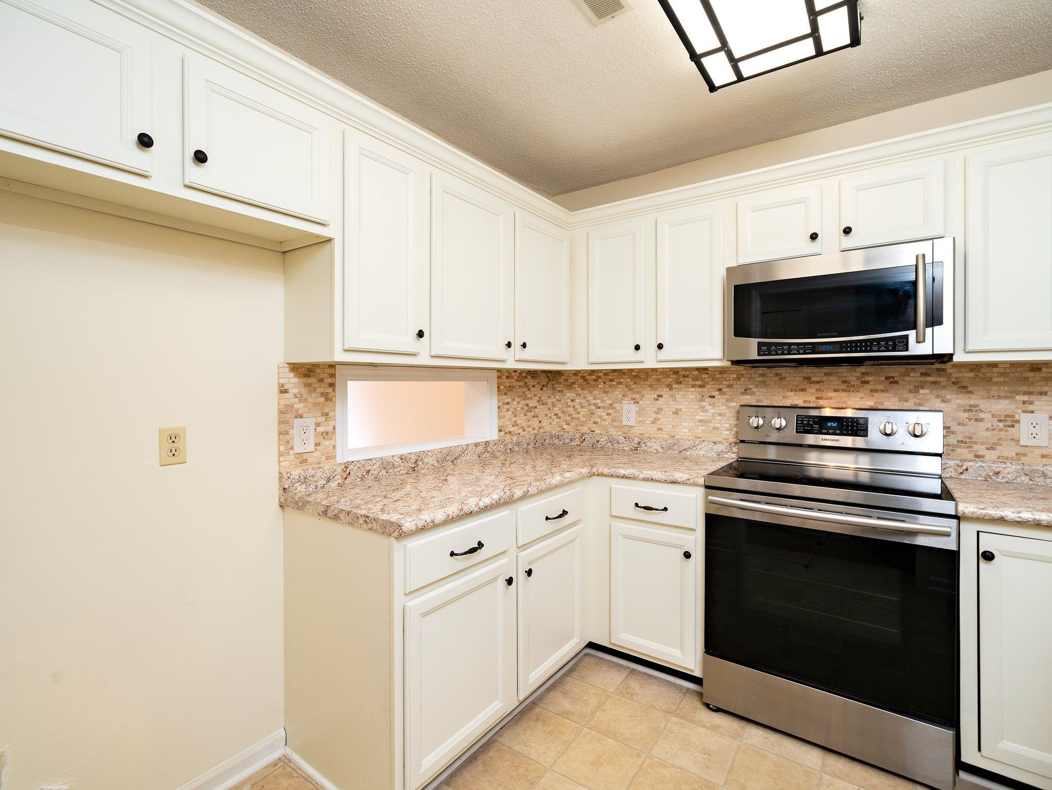 5632 Bridgetowne Way Raleigh, NC 27609 - Photo 5 of 26 Photo 5