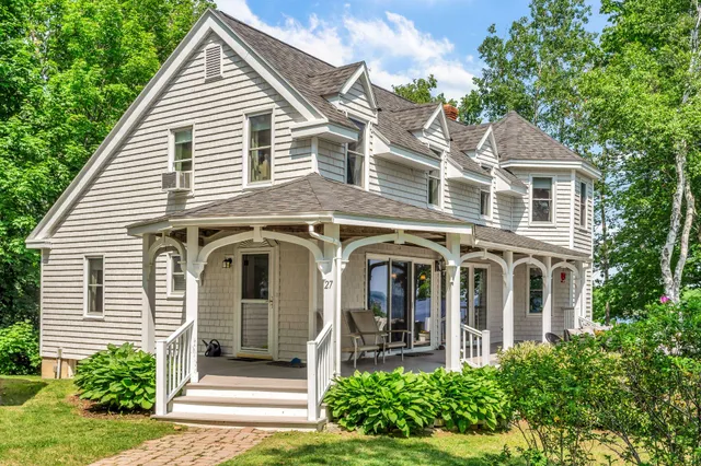 $1,115,000 | 27 Highview Terrace, Belfast, ME 04915