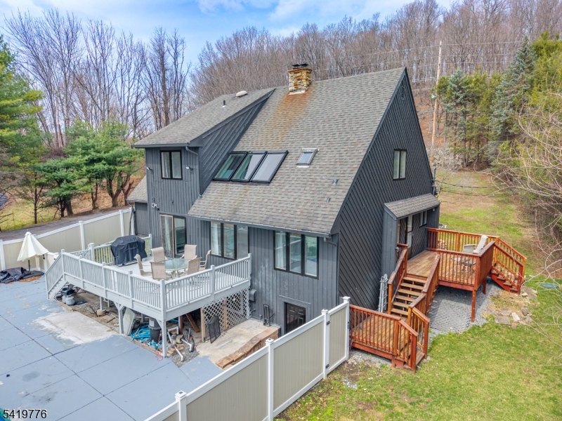 79 Clark Road Wantage, NJ 07461 - Photo 4 of 25