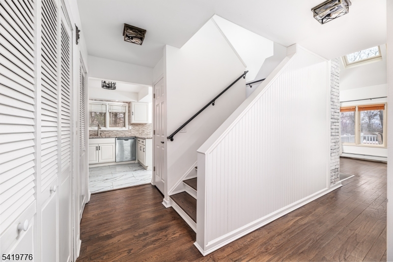 79 Clark Road Wantage, NJ 07461 - Photo 9 of 25