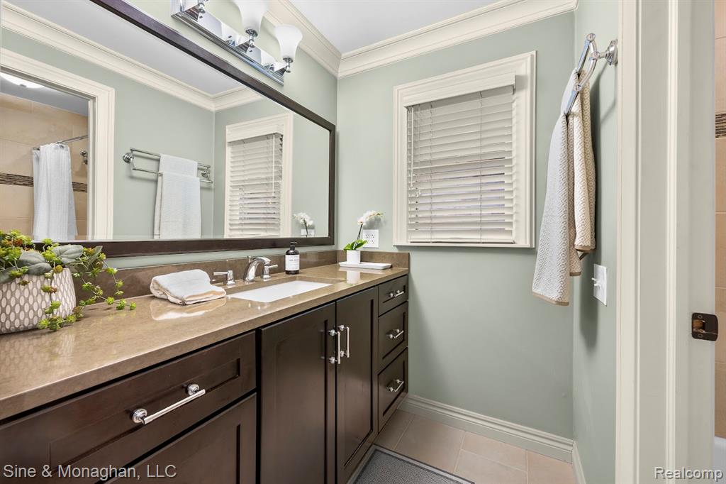 210 Mead Road Rochester Hills, MI 48306 - Photo 37 of 56