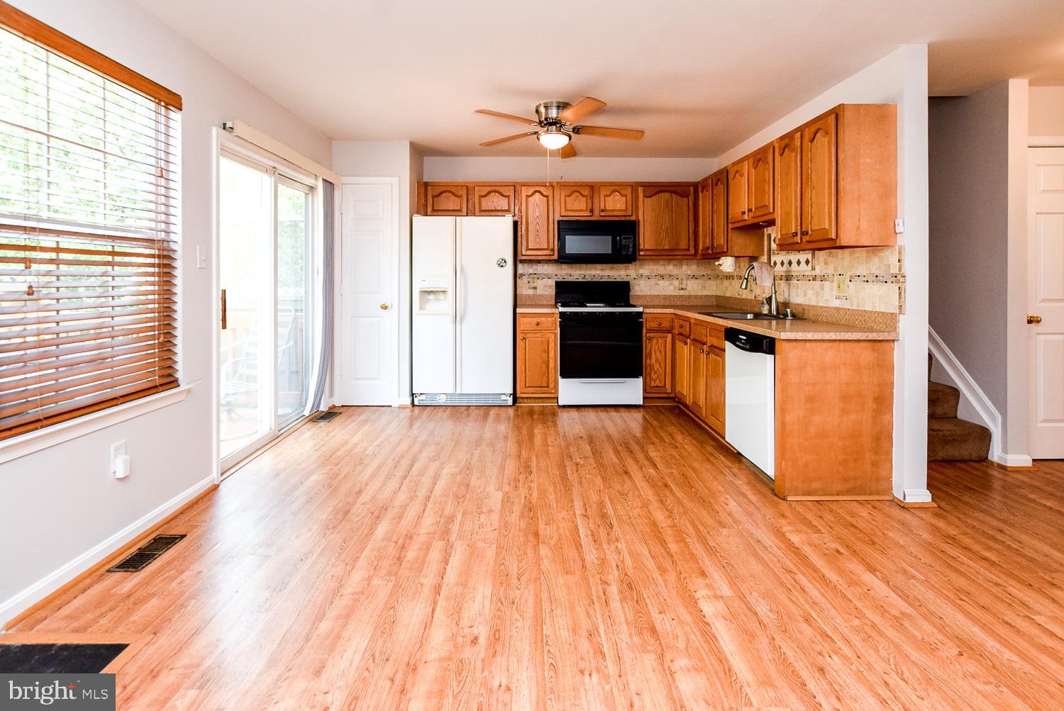 18 Maya Way Baltimore, MD 21237 - Photo 15 of 72 Kitchen