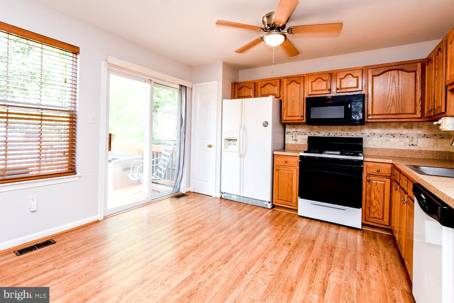 18 Maya Way Baltimore, MD 21237 - Photo 20 of 72 Kitchen