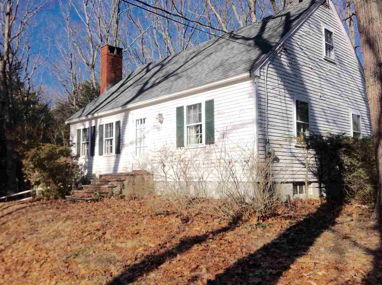 76 Newfields Road Exeter, NH 03833 - Photo 2 of 24