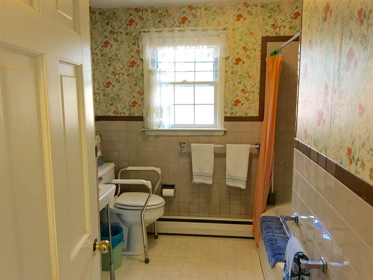 76 Newfields Road Exeter, NH 03833 - Photo 14 of 24