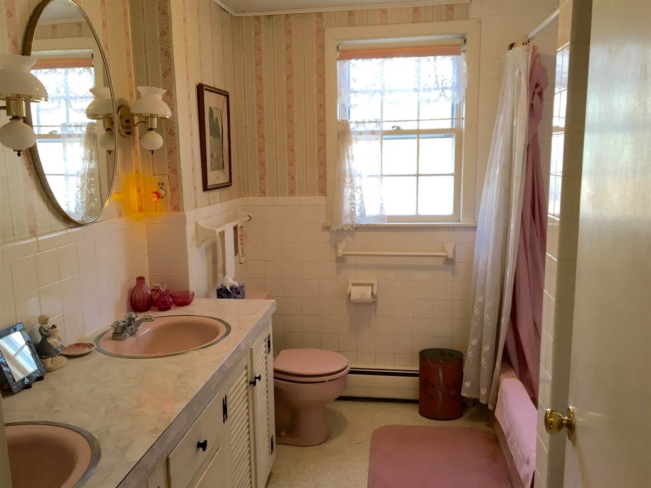 76 Newfields Road Exeter, NH 03833 - Photo 18 of 24