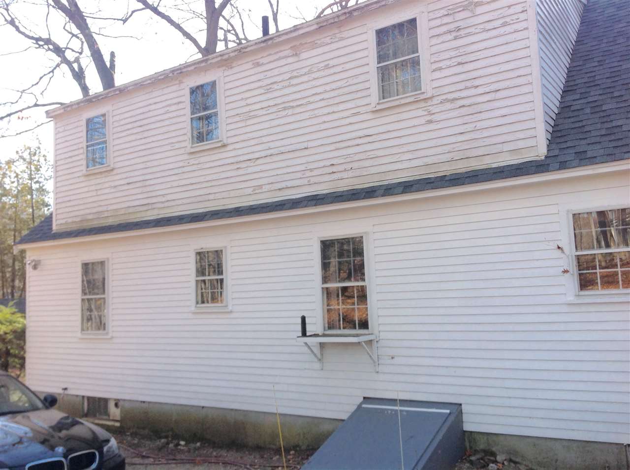 76 Newfields Road Exeter, NH 03833 - Photo 4 of 24