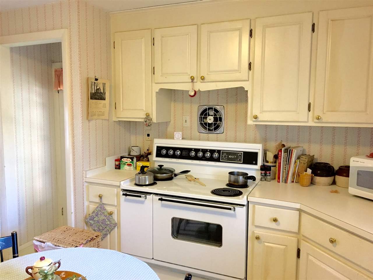 76 Newfields Road Exeter, NH 03833 - Photo 9 of 24