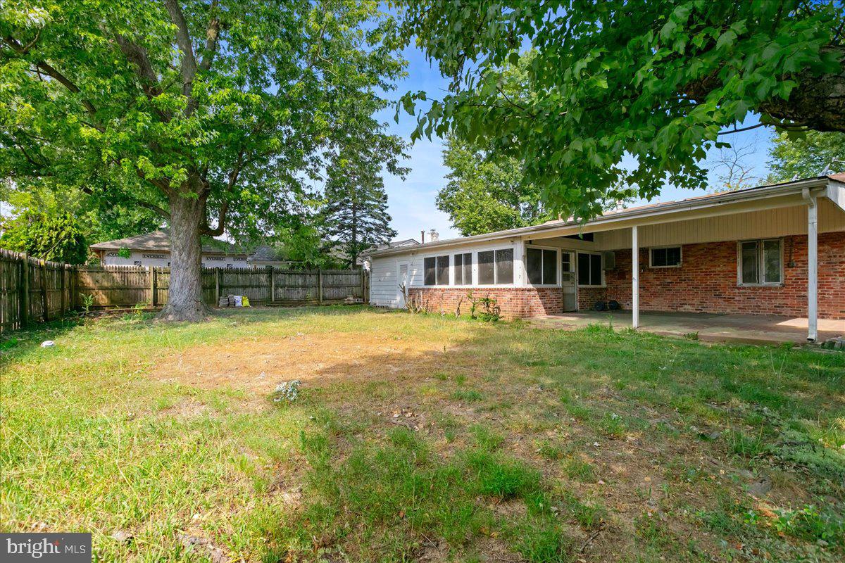 4007 Arcadia Road Alexandria, VA 22312 - Photo 28 of 28 Flat back yard