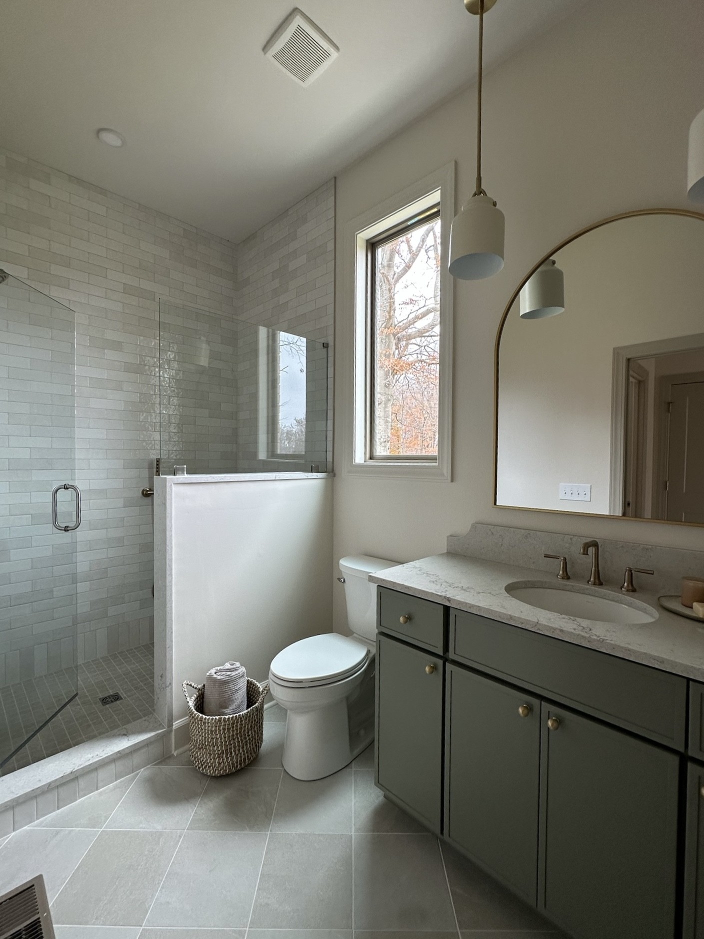 2957 Pace Road Clarksville, TN 37043 - Photo 46 of 82 a spacious bathroom with a granite countertop sink a toilet and a mirror