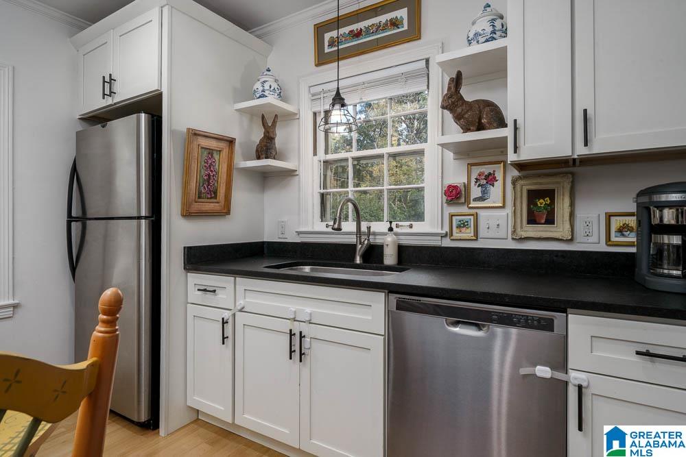 610 Warwick Road Birmingham, AL 35209 - Photo 20 of 40