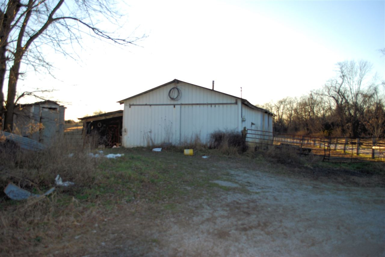 26.708 Sullivan Ridge Road Vanceburg, KY 41179 - Photo 7 of 26 Gallery Image 7