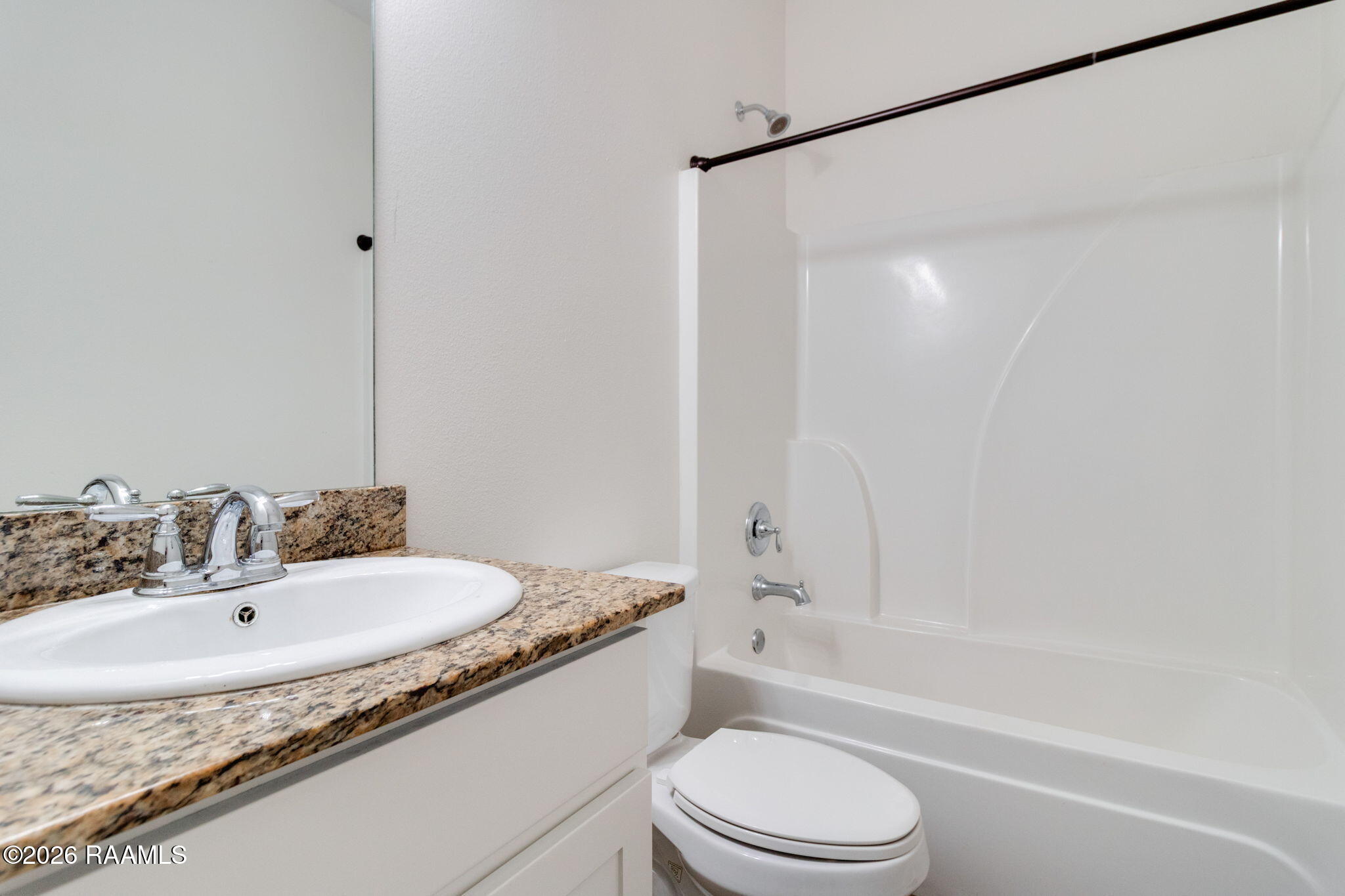 104 Cascade Road Rayne, LA 70578 - Photo 15 of 23 Guest Bath