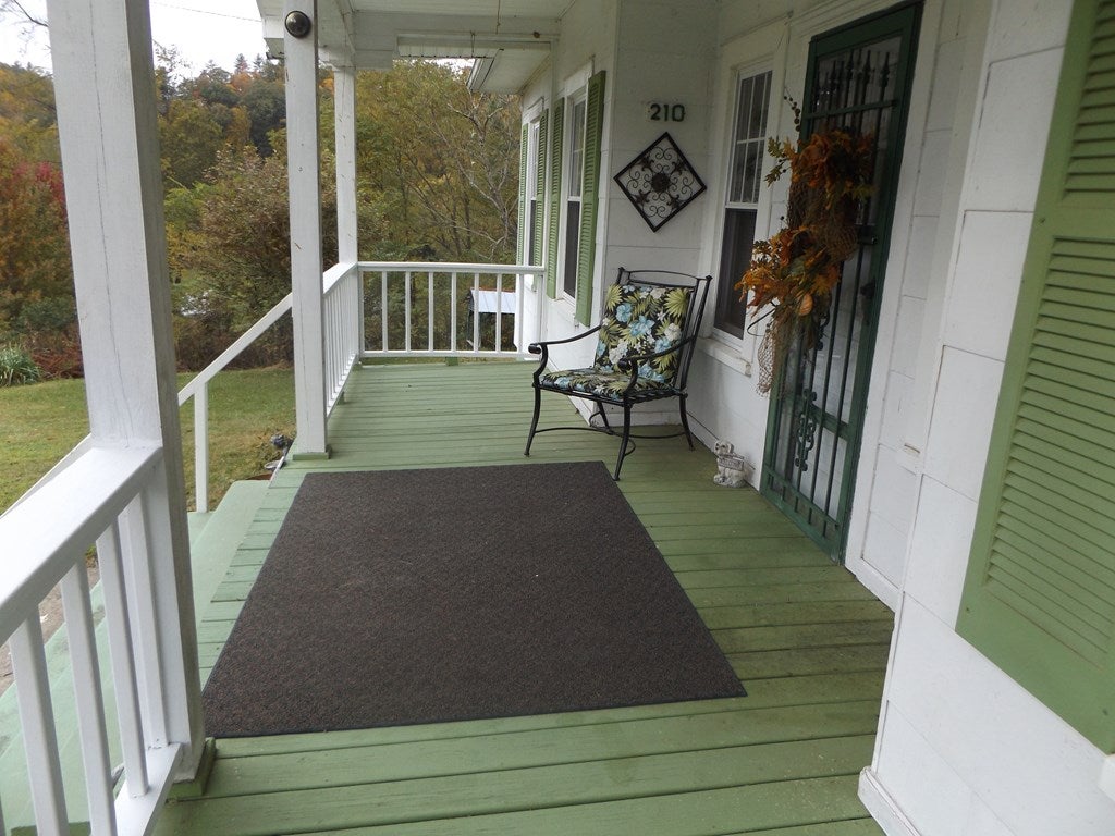 210 State Rte T 1007 Fries, VA 24330 - Photo 18 of 24 Gallery Image 18