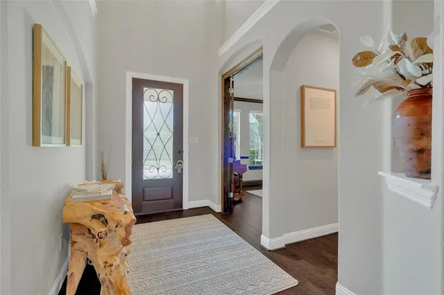 a view of livingroom with furniture and windows