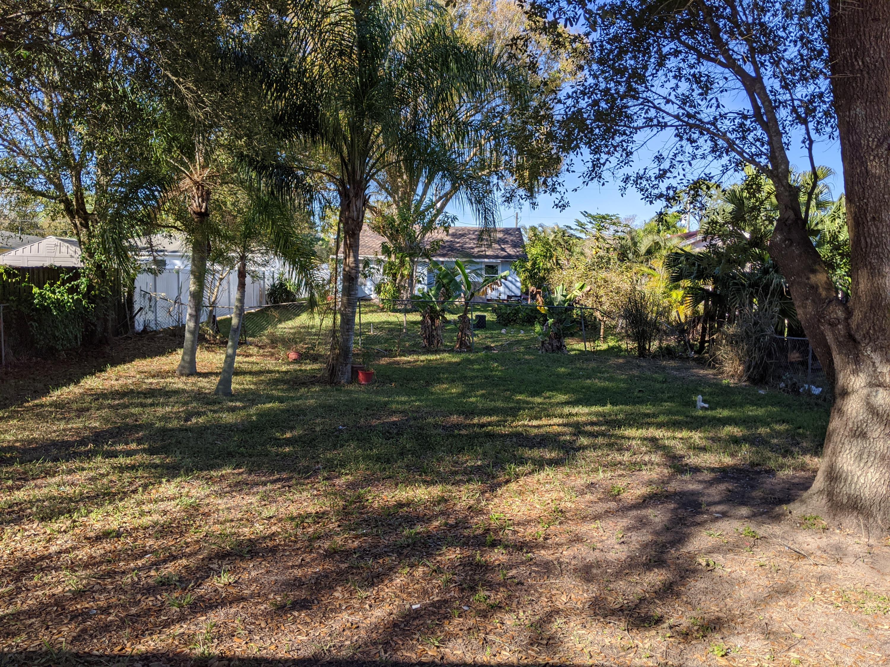 6925 2nd Street Jupiter, FL 33458 - Photo 6 of 6 6_back