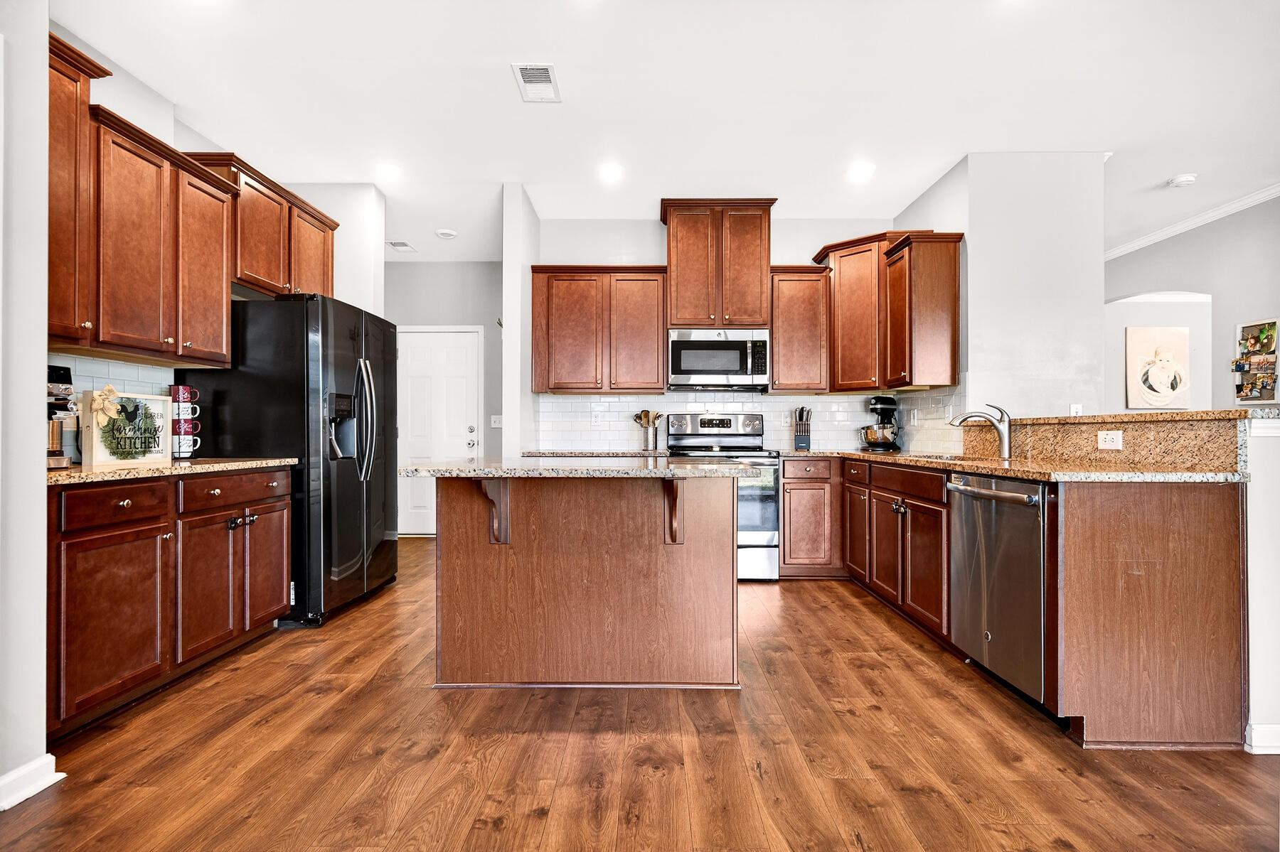 132 Lakestone Road Moncks Corner, SC 29461 - Photo 17 of 57 kitchen room