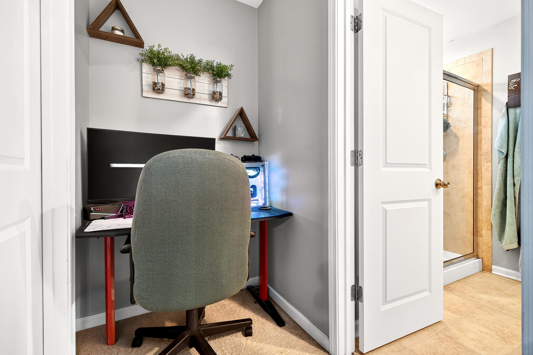 132 Lakestone Road Moncks Corner, SC 29461 - Photo 38 of 57 private desk