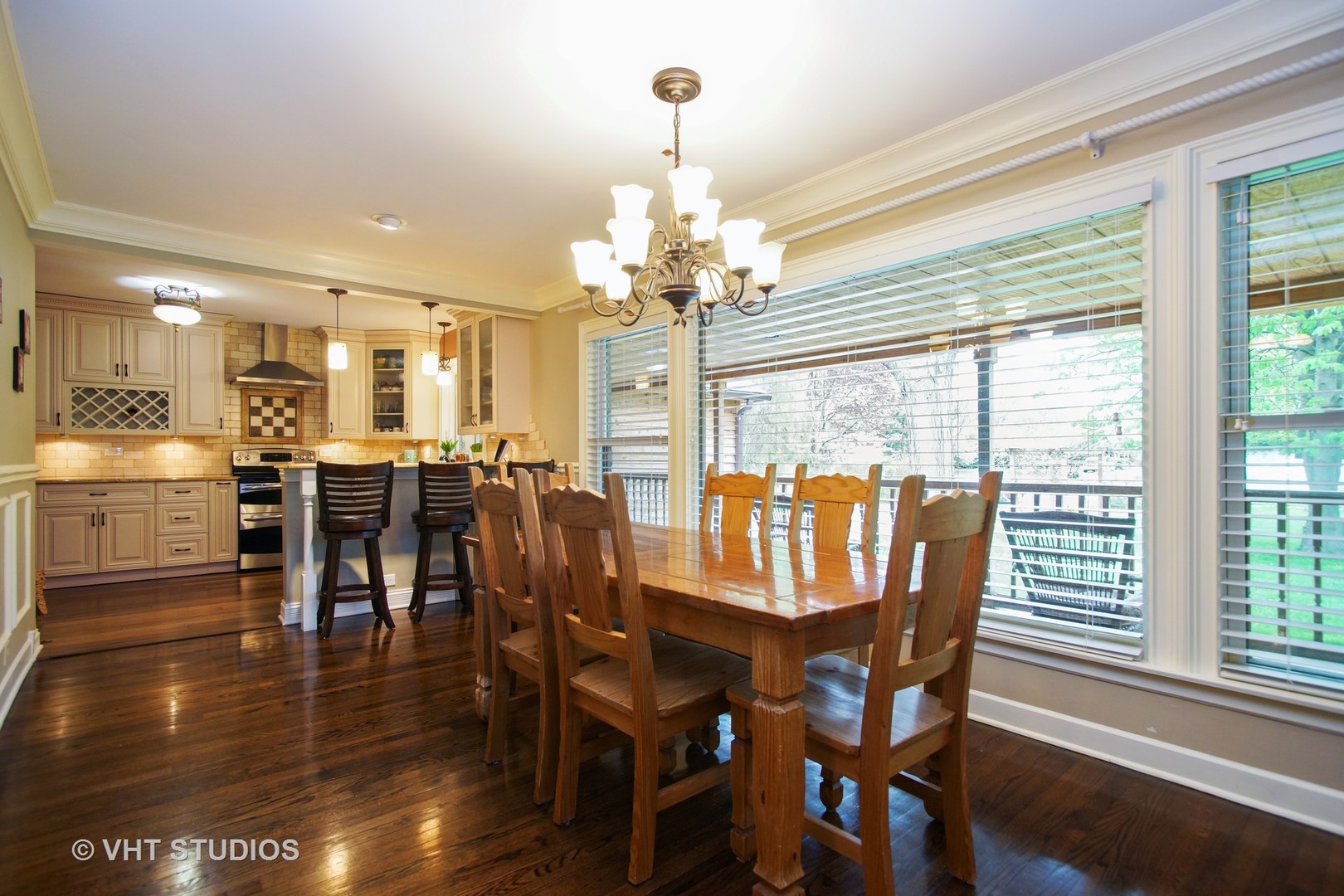 823 South Arlington Heights Road Arlington Heights, IL 60005 - Photo 3 of 10