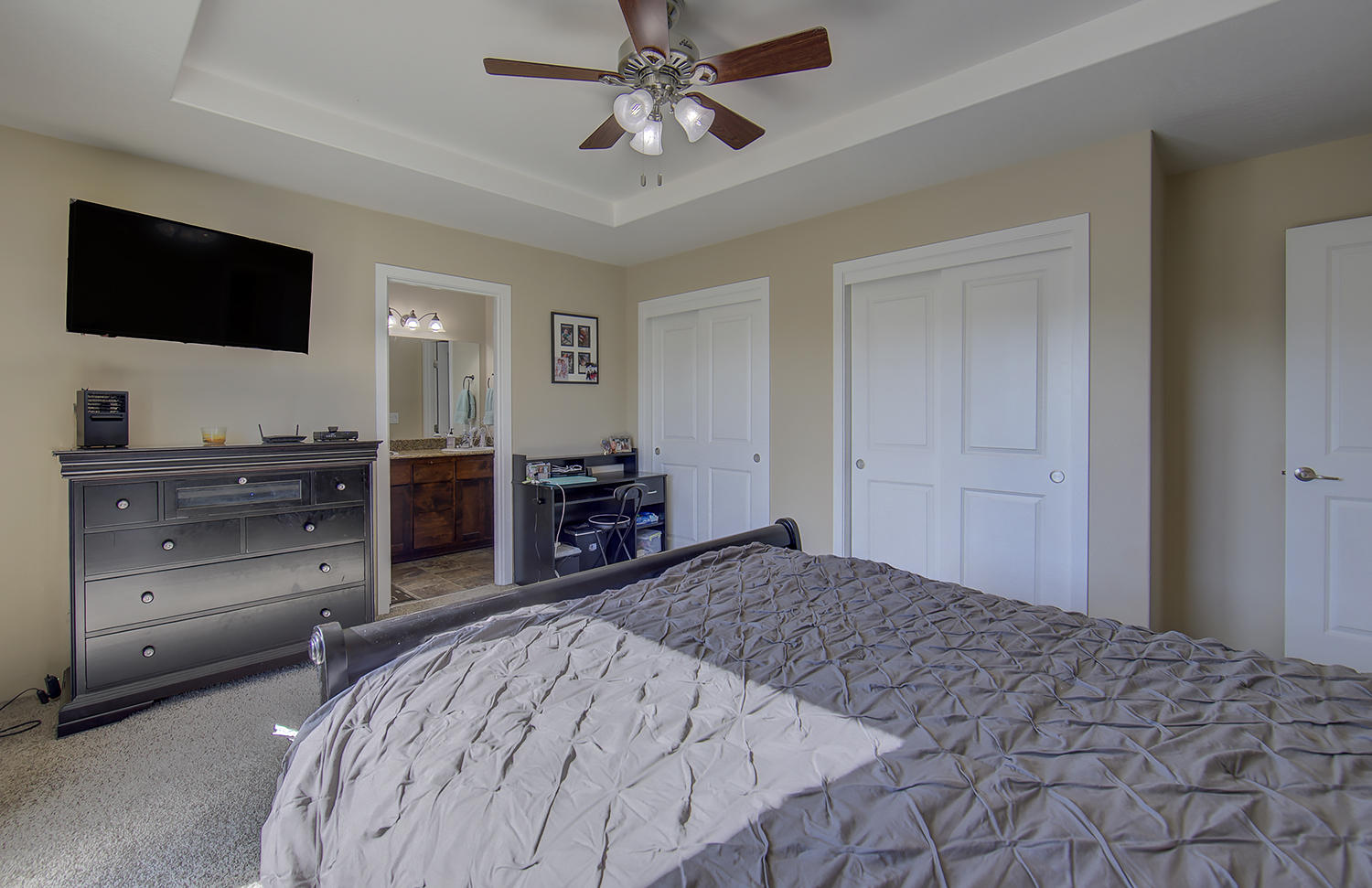 124 Dianne Way Eagle Point, OR 97524 - Photo 17 of 26 Master Bedroom