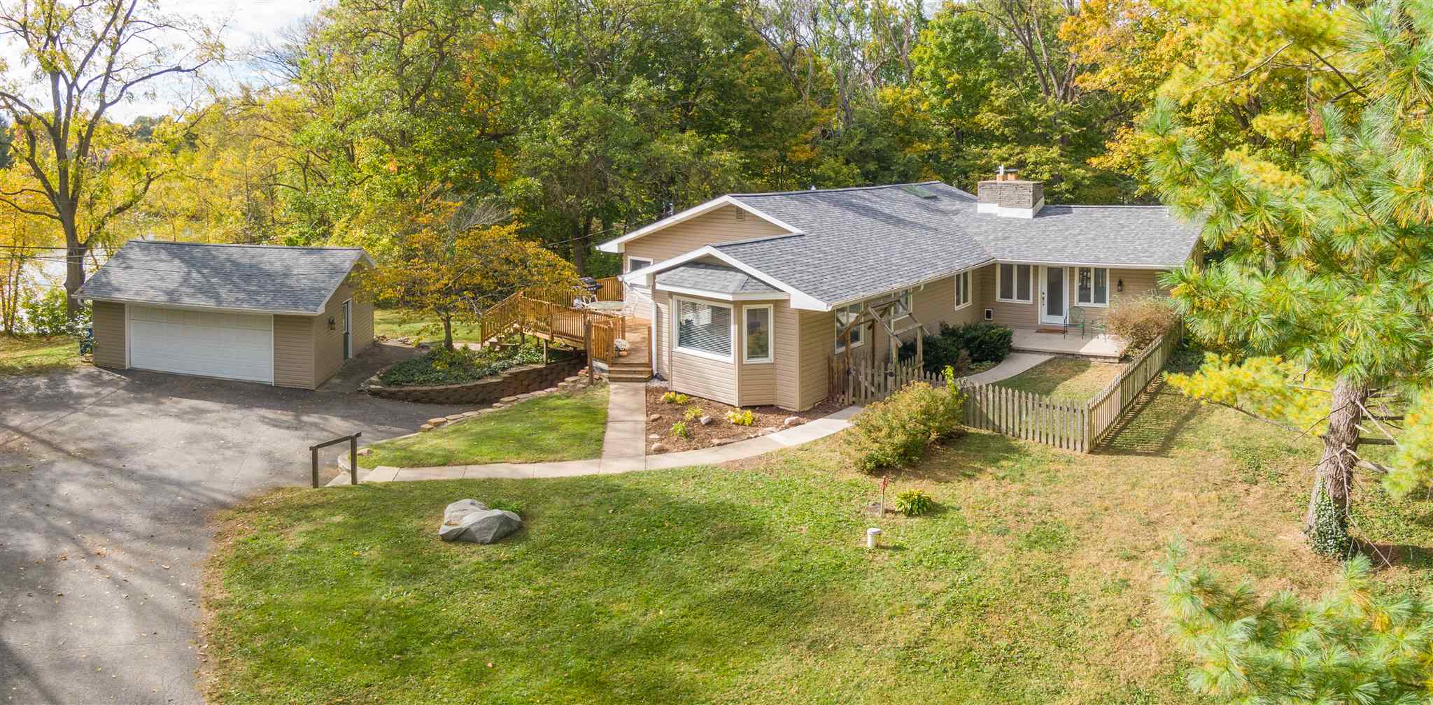 1803 North Quarry Road Marion, IN 46952 - Photo 1 of 32 Gallery Image 1