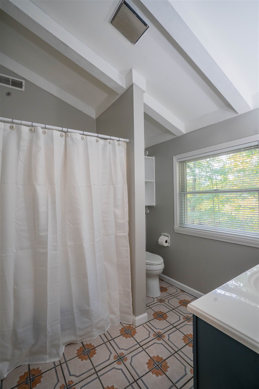 1803 North Quarry Road Marion, IN 46952 - Photo 11 of 32 Gallery Image 11