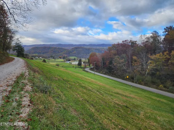 $87,900 | Indian Creek Road, Ewing, VA 24248
