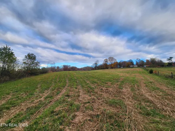 $87,900 | Indian Creek Road, Ewing, VA 24248