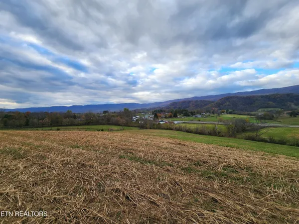 $87,900 | Indian Creek Road, Ewing, VA 24248