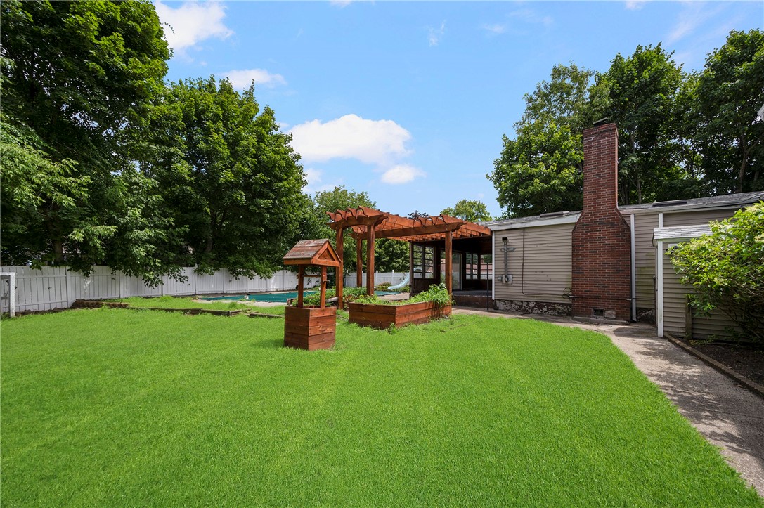 48 Piedmont Street Woonsocket, RI 02895 - Photo 7 of 29 Gallery Image 7