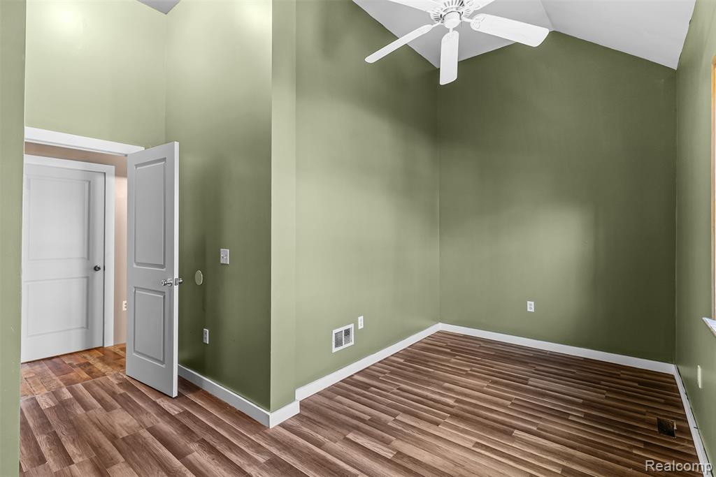 12266 Lillie Road Byron, MI 48418 - Photo 27 of 51 Gallery Image 27