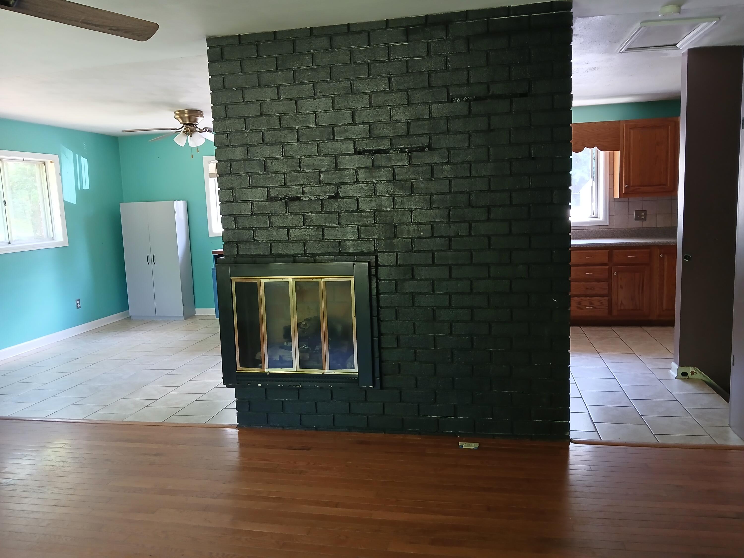 6936 Plantation Road Roanoke, VA 24019 - Photo 4 of 12 20260507_160437