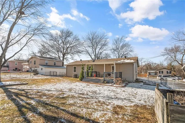 $255,000 | 520 South Alta Lane, Olathe, KS 66061