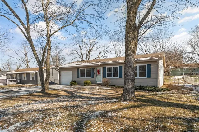 $255,000 | 520 South Alta Lane, Olathe, KS 66061