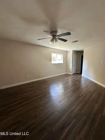 $2,000 | 6838 Apona Street, Diamondhead, MS 39525