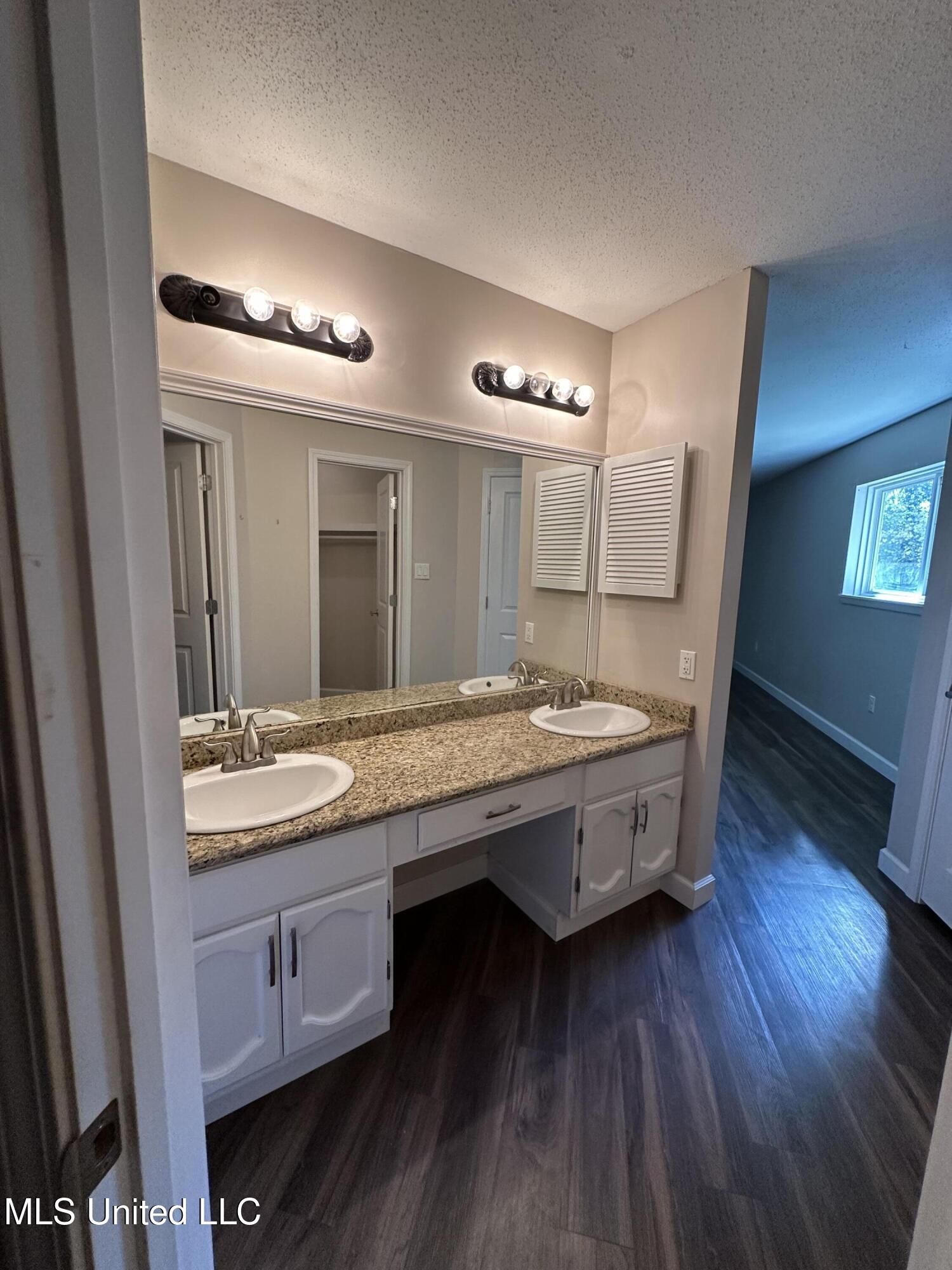 6838 Apona Street Diamondhead, MS 39525 - Photo 9 of 18 Primary Bathroom