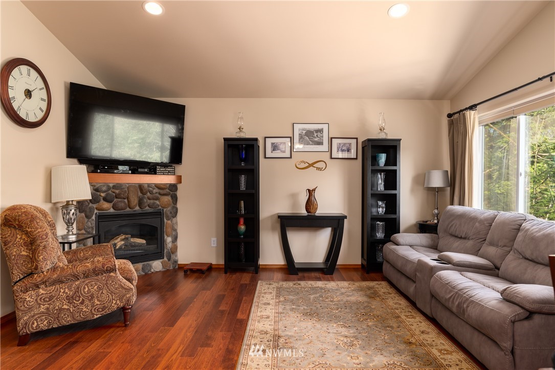 20 Inlet Circle Bellingham, WA 98229 - Photo 4 of 25 Gallery Image 4
