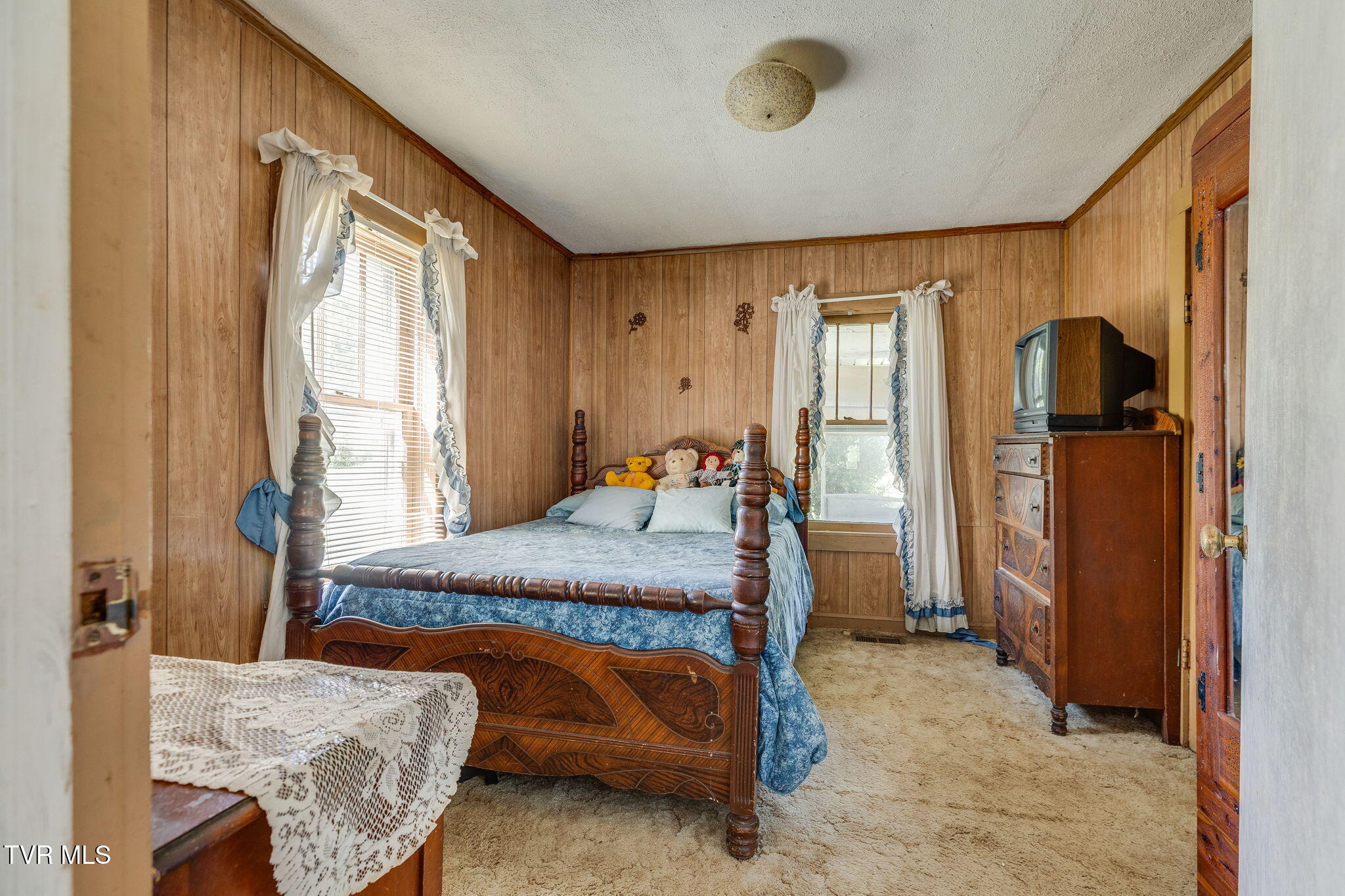 1940 Allison Road Piney Flats, TN 37686 - Photo 20 of 32 011